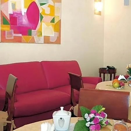 Agathae فندق كاتانيا